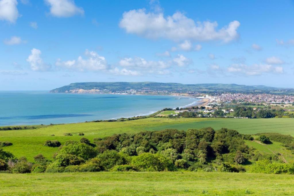 Chalet 57 Sandown Bay Holiday Centre Generous Money Off Ferry Crossings & Free Wifi, September And Halloween Deals Now On Exterior photo